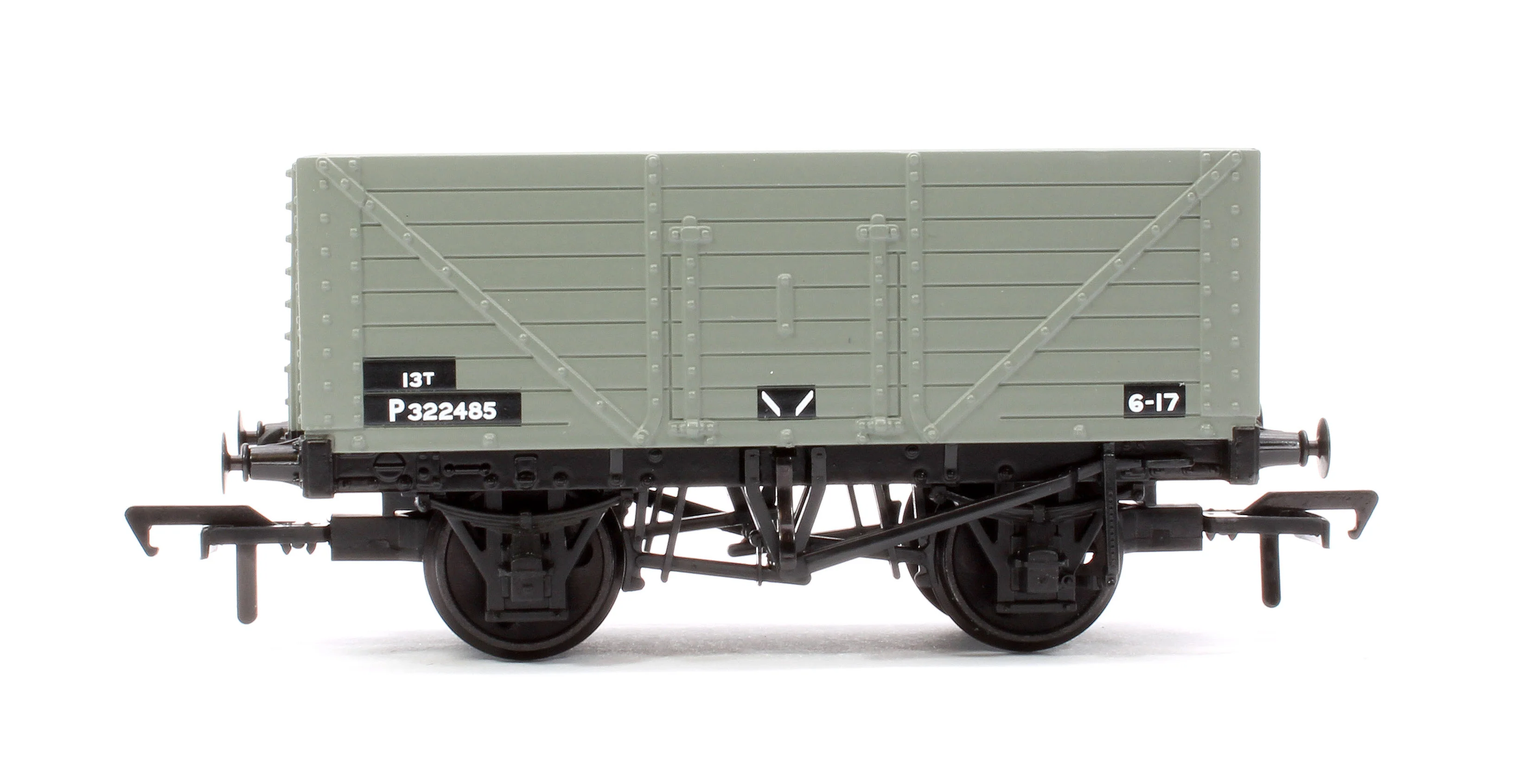 37-158D 8 Plank Fixed End Wagon BR Grey (Early) No.P322485 - Image 2