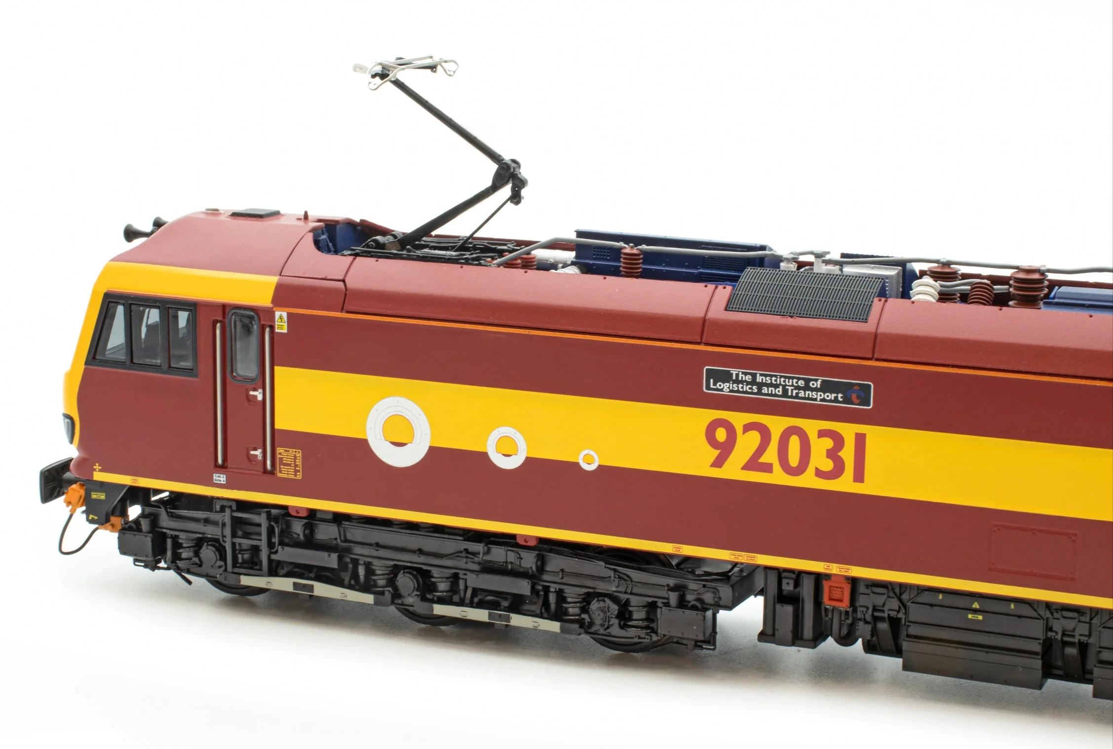 ACC3289-SND Class 92 EWS No.92031 'The Chartered Institute of Transport' Electric Locomotive - DCC Sound - Image 4