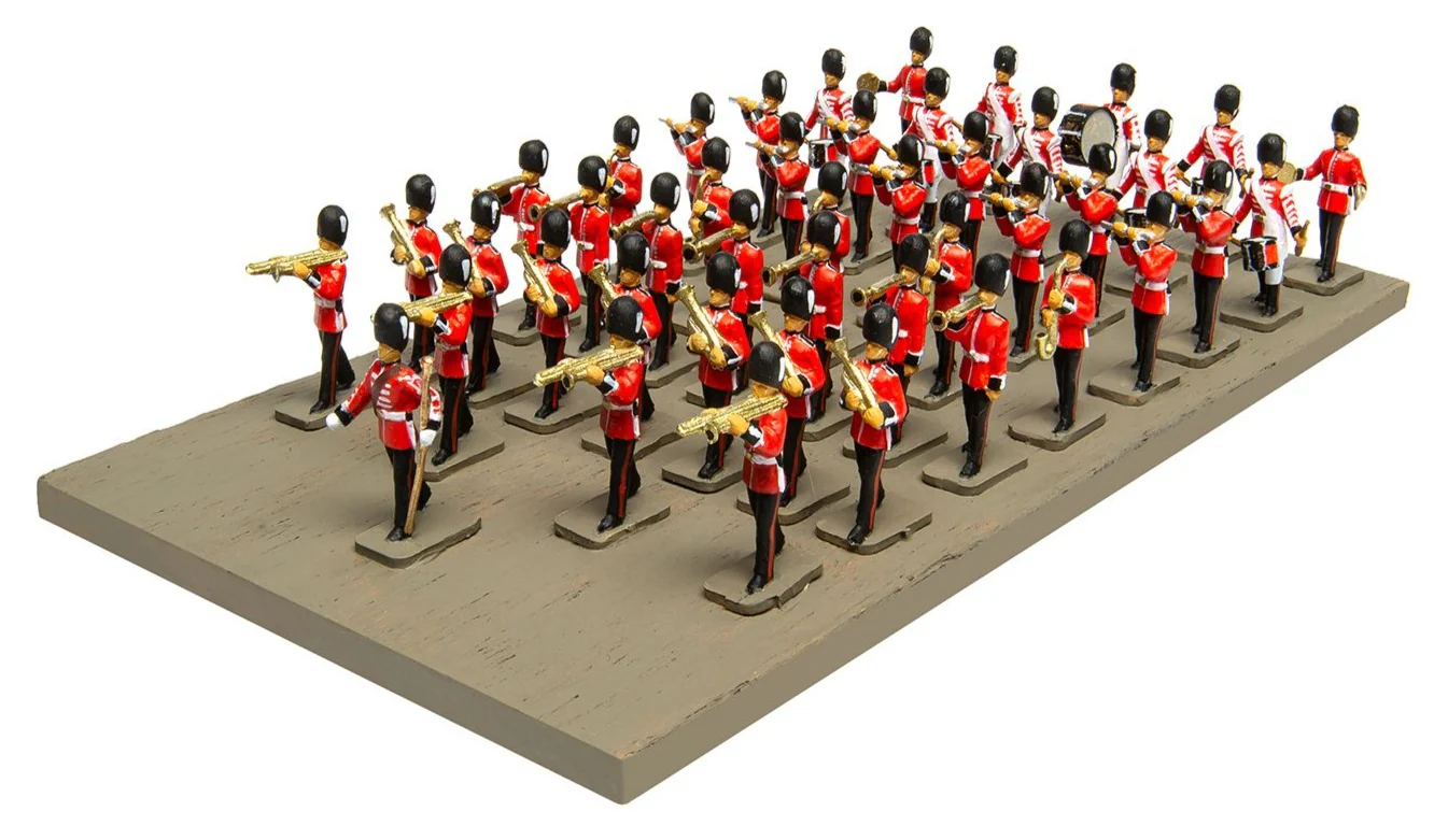 A00701V Guards Band Model Kit - Image 5