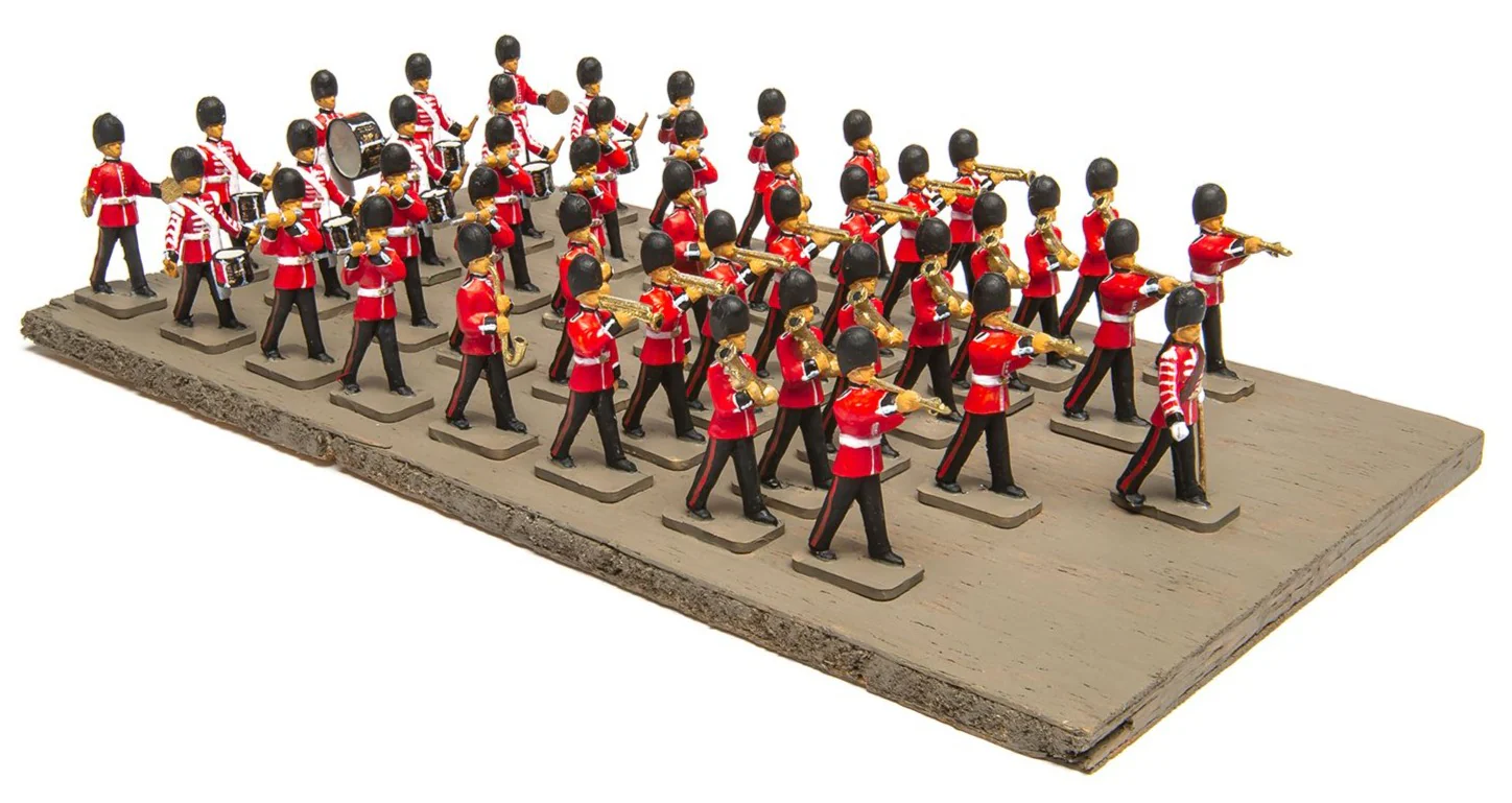 A00701V Guards Band Model Kit - Image 7