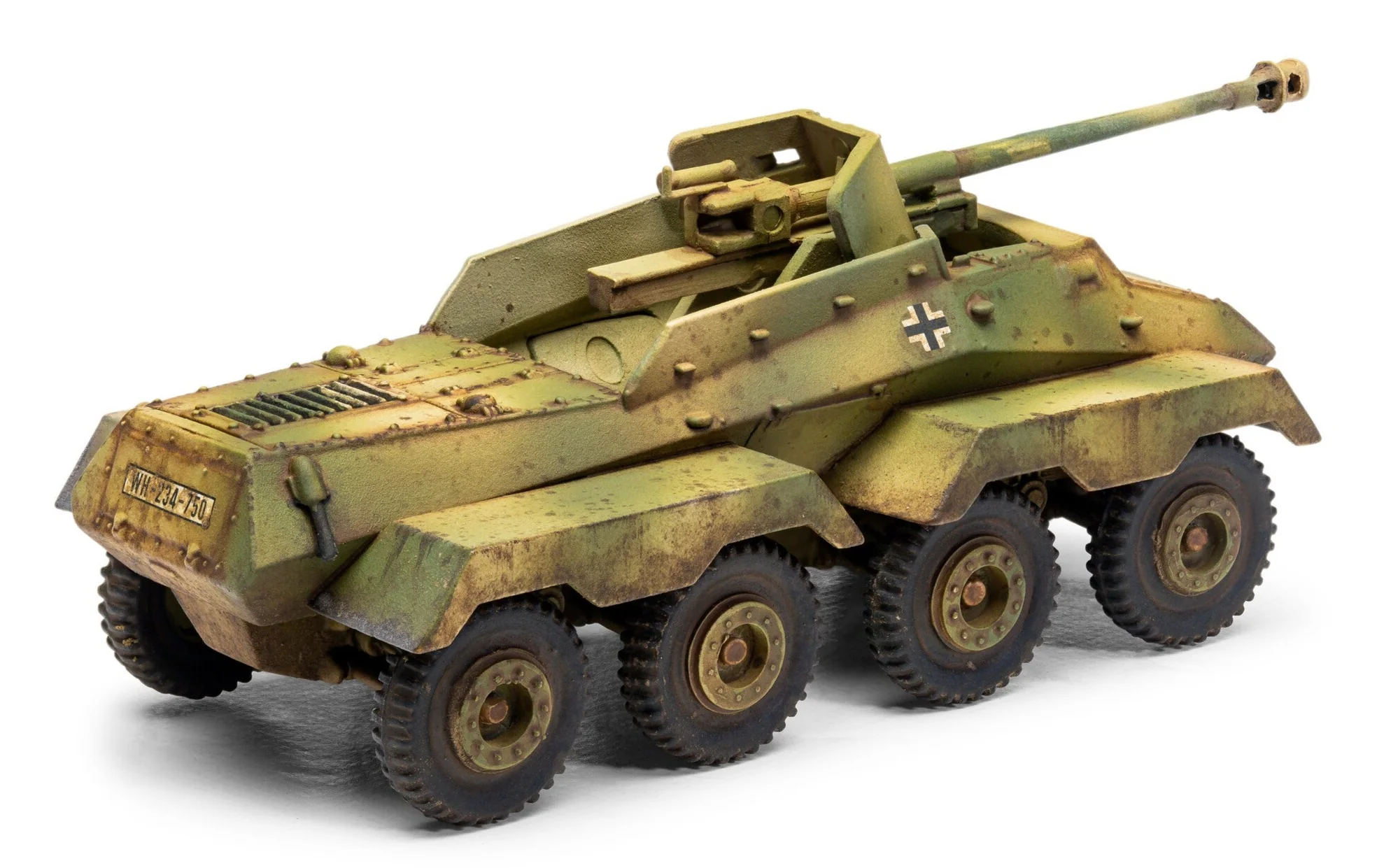 A01311V SDKFz.234 Armoured Car Model Kit - Image 2