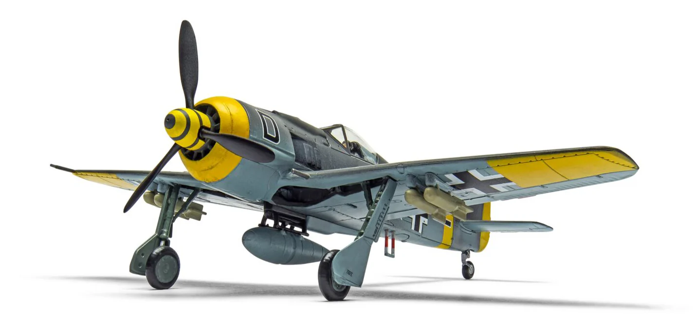 A02066A Focke-Wulf Fw190A-8/F-8 Model Kit - Image 7