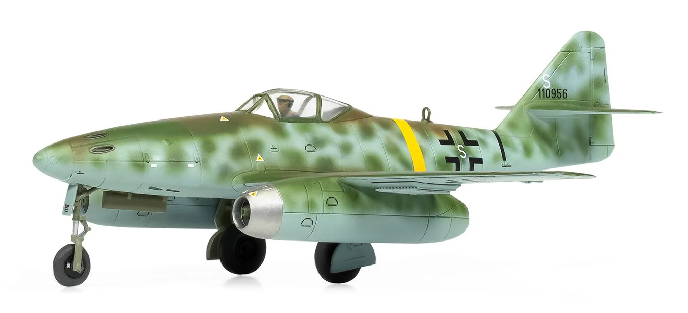 A03090A Messerschmitt Me262A-1a/2a Model Kit - Image 2