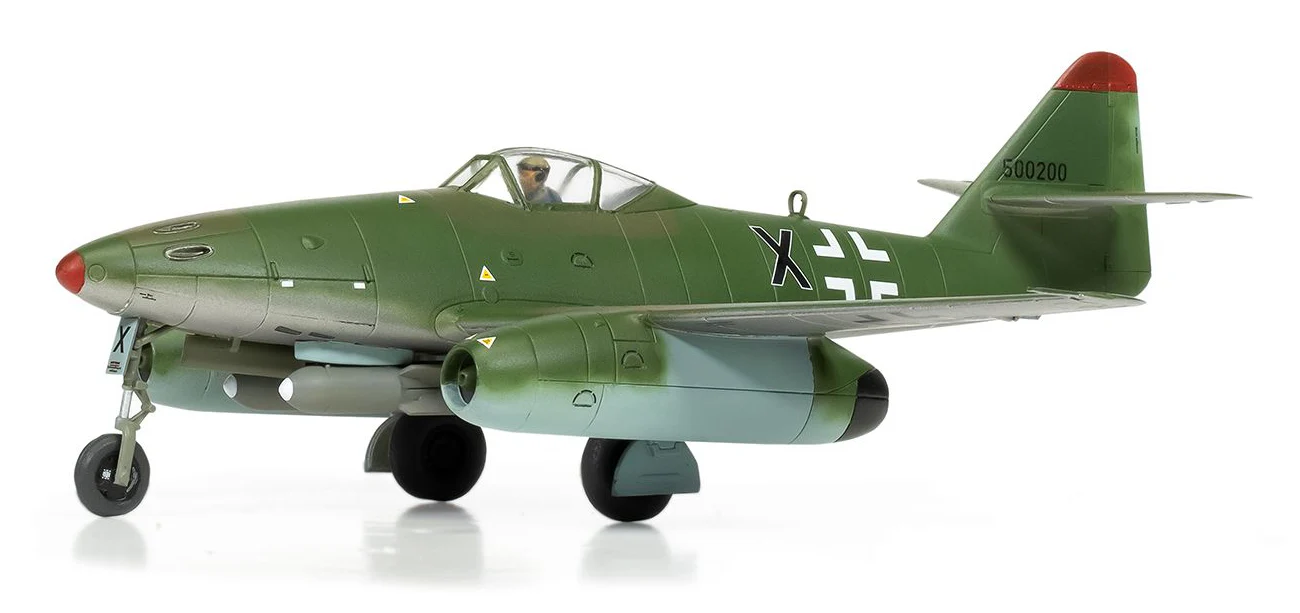 A03090A Messerschmitt Me262A-1a/2a Model Kit - Image 4