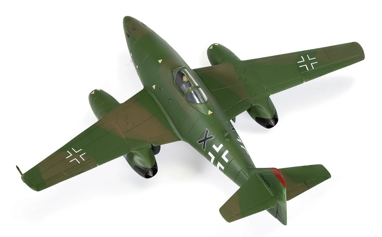 A03090A Messerschmitt Me262A-1a/2a Model Kit - Image 5
