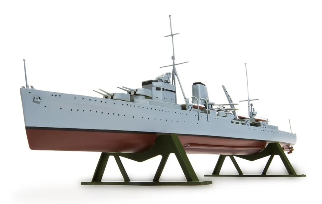 A03204V HMS Ajax Model Kit - Image 3