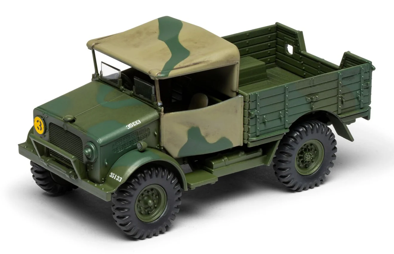 A03313A WWII RAF 15-cwt 4 x 2 G.S. Truck Model Kit - Image 2