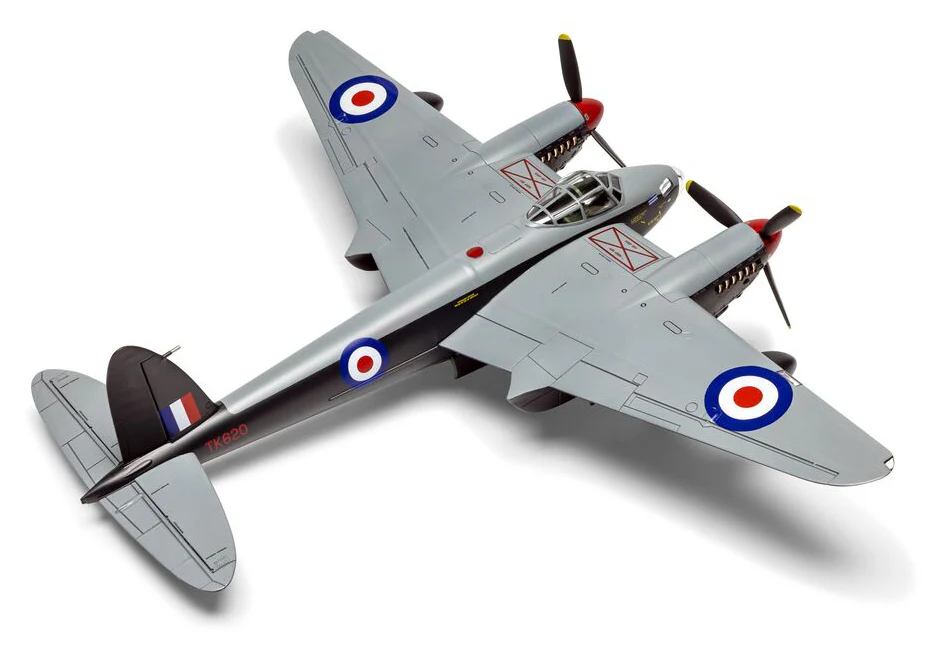 A04070 de Havilland Mosquito B.XVI/B.35/TT.35 Model Kit - Image 7