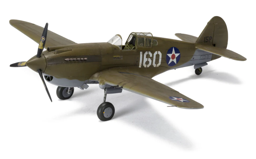 A05130A Curtiss P-40B Warhawk Model Kit - Image 2