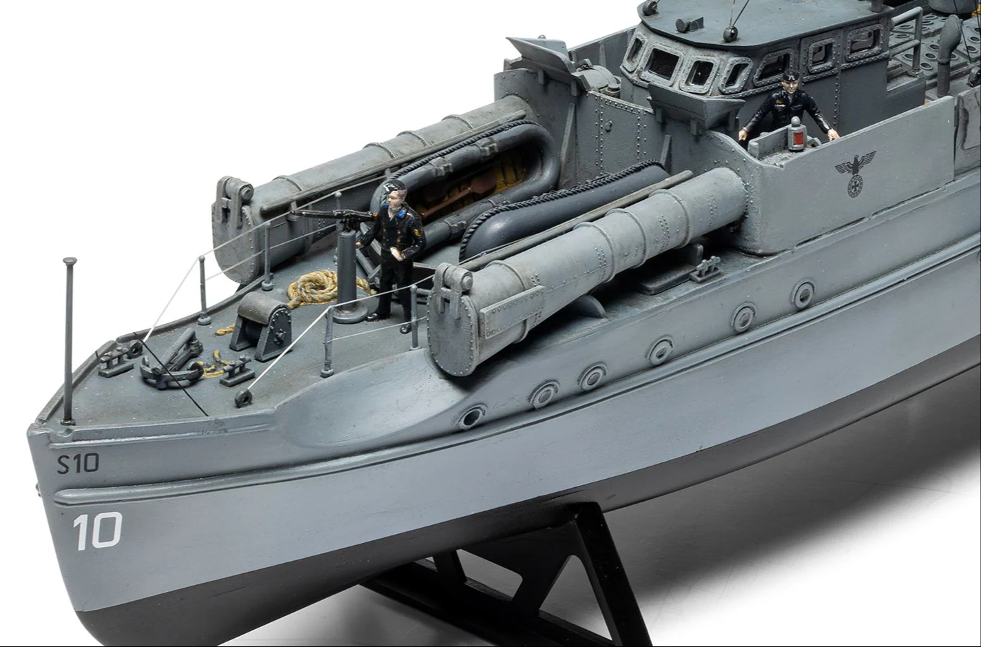 A10280V German E-Boat Model Kit - Image 3