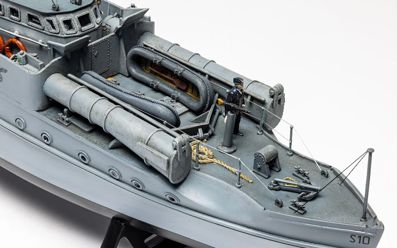 A10280V German E-Boat Model Kit - Image 6