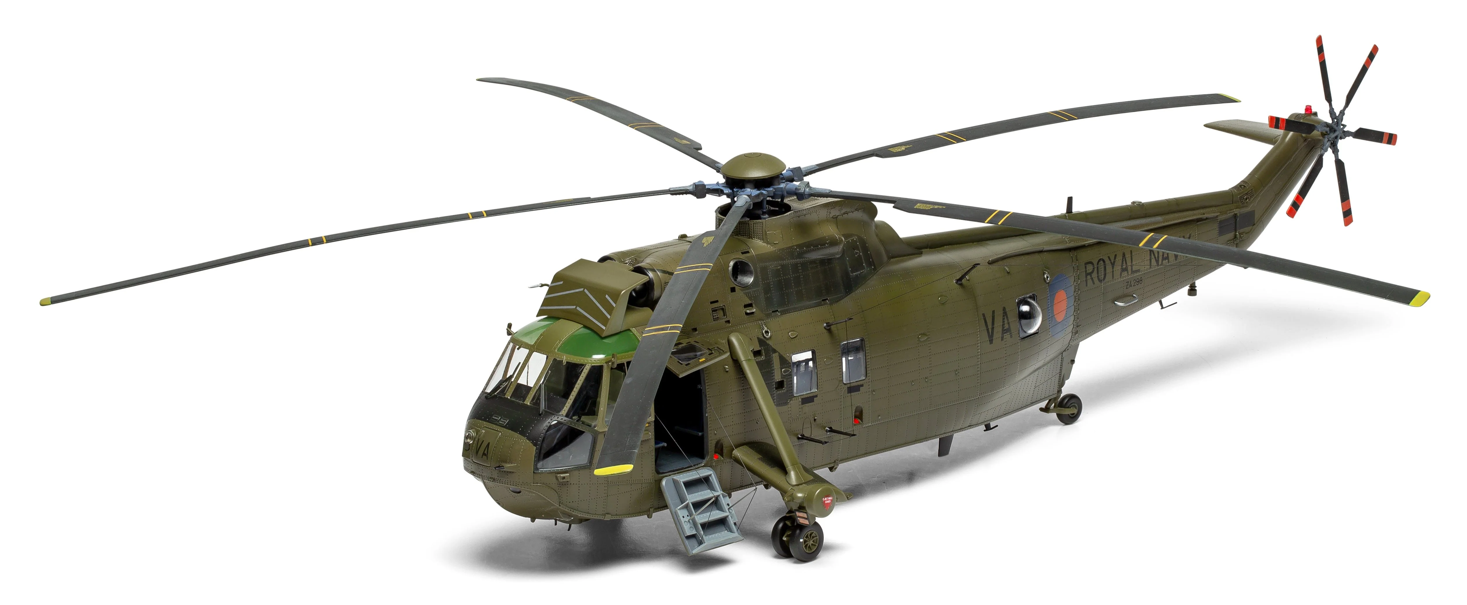 A11008 Westland Sea King HC.4 Model Kit - Image 2