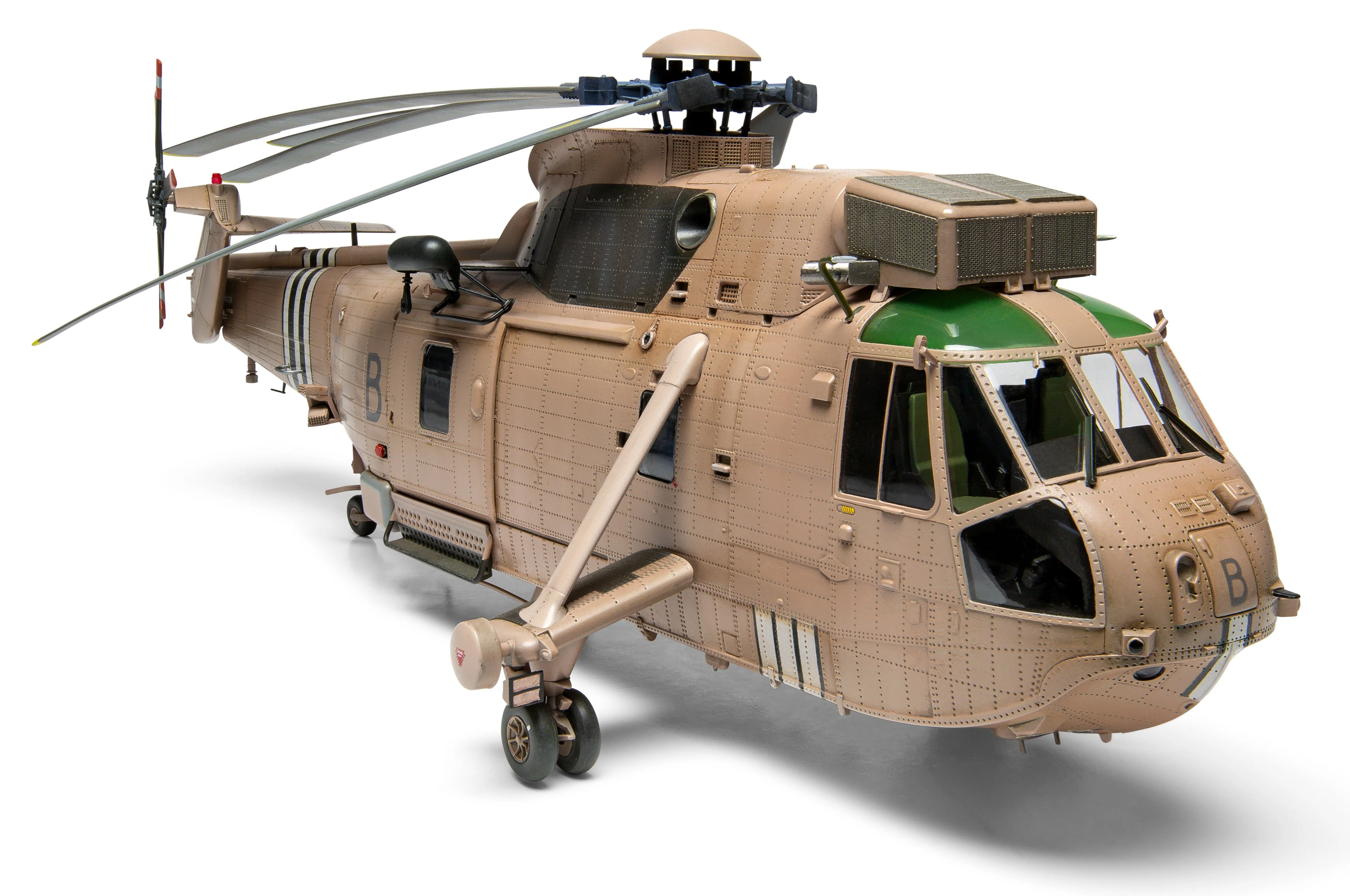 A11008 Westland Sea King HC.4 Model Kit - Image 7