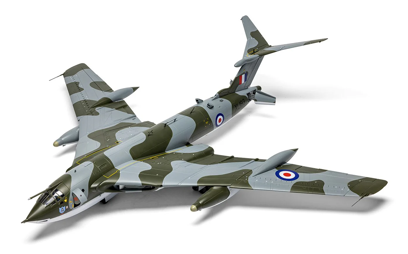 A12009 Handley Page Victor K.2/SR.2 Model Kit - Image 11