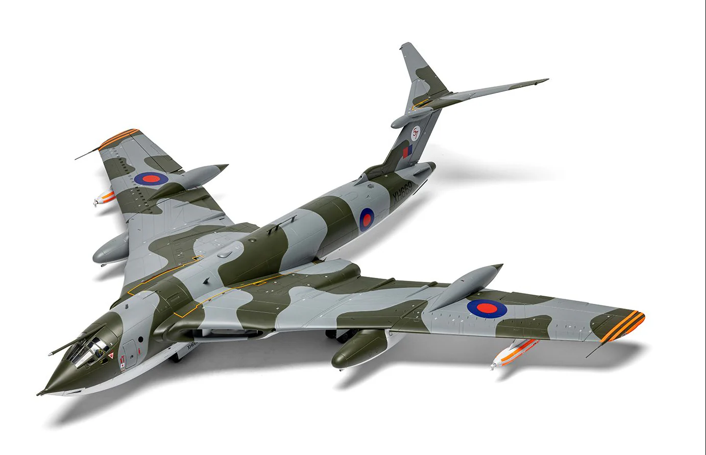 A12009 Handley Page Victor K.2/SR.2 Model Kit - Image 9