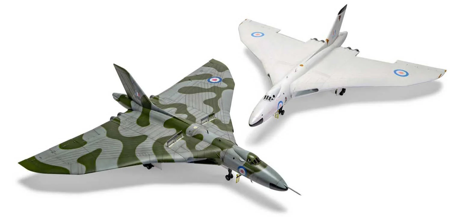 A12011 Avro Vulcan B.2 Model Kit - Image 2