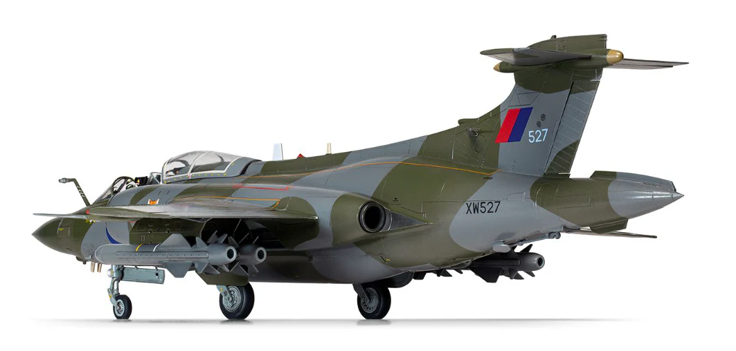 A12014 Blackburn Buccaneer S.2B Model Kit - Image 5
