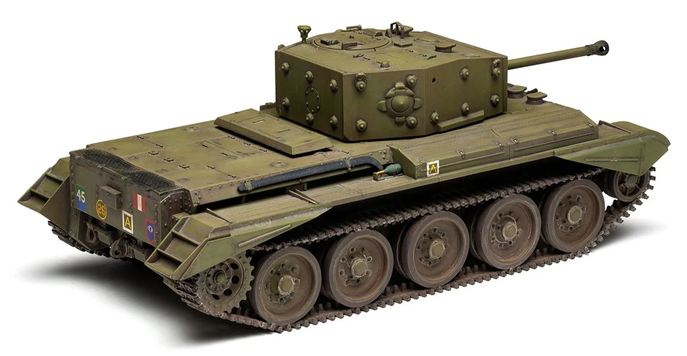 A1384 Cruiser Mk.VIII A27M Cromwell Mk.IV / Mk.VI Model Kit - Image 3