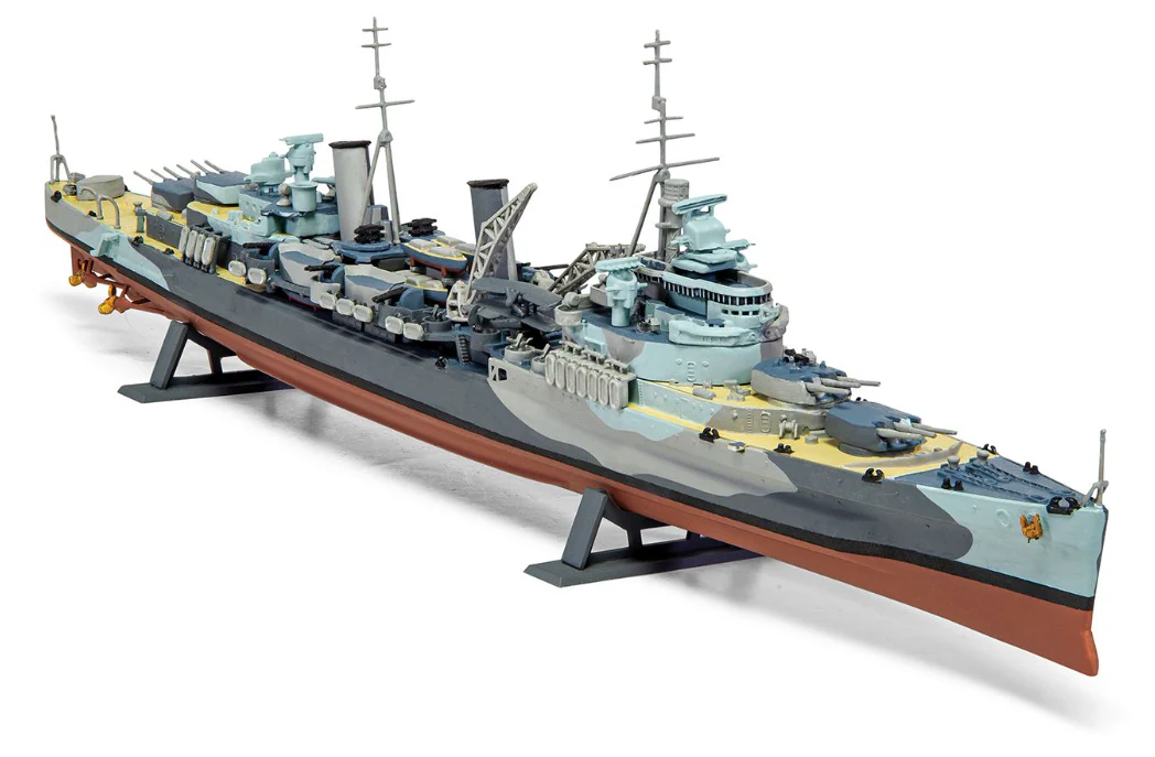 A50069 HMS Belfast Gift Set Model Kit - Image 2