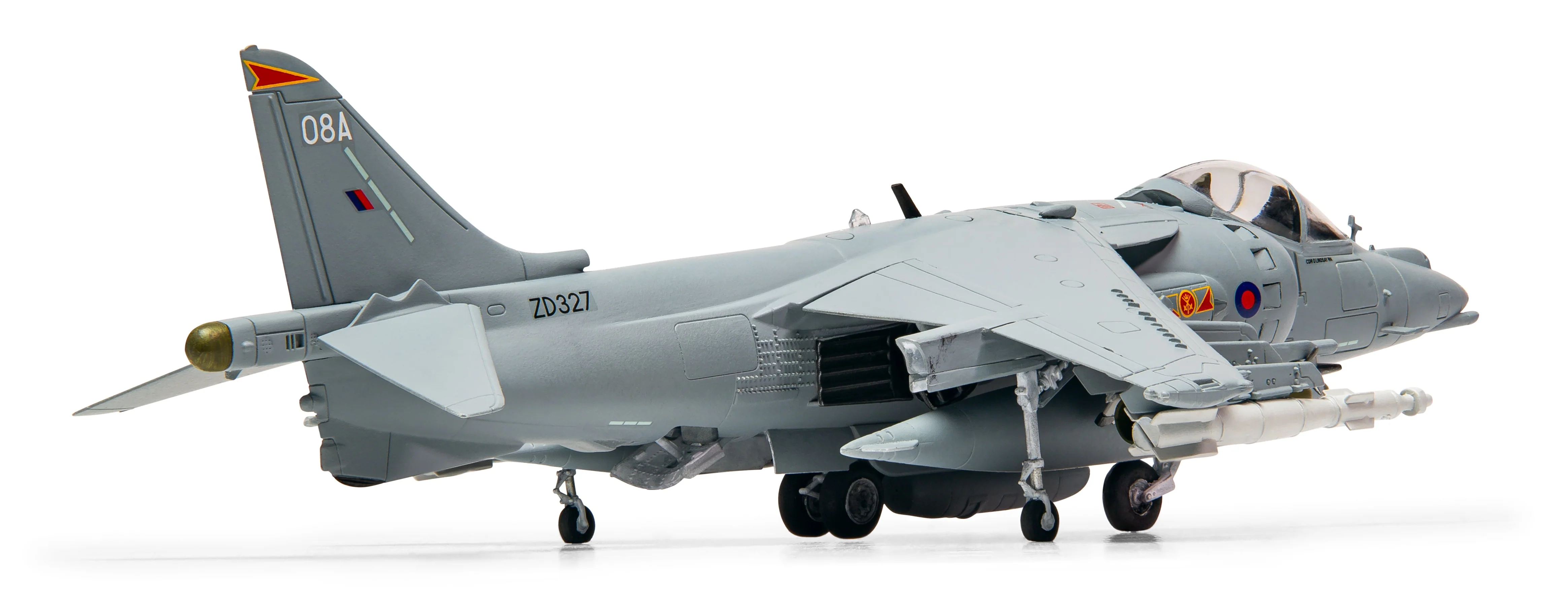 A55300A Gift Set - BAE Harrier GR.9A Model Kit - Image 5