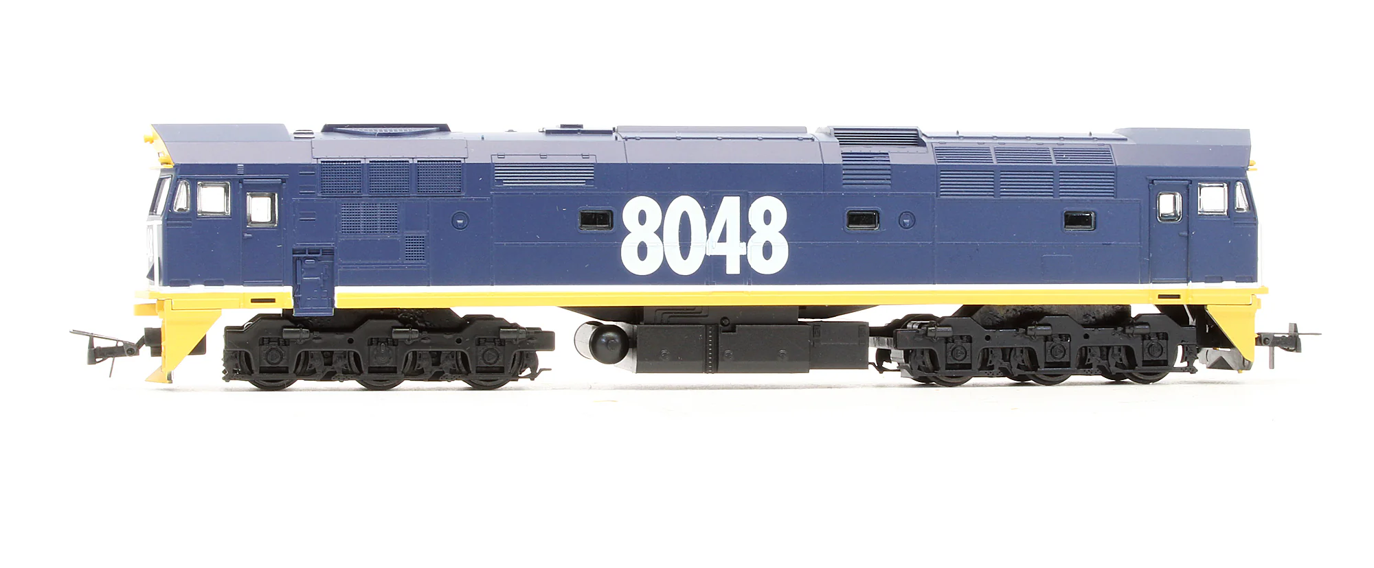 8048 Pre-Owned Blue / Yellow Class 8048 Diesel Locomotive - Image 4