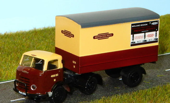 DA77 Karrier Bantam Artic Van - British Railway