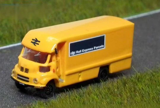 N059 Leyland FG Integral Van - Rail Express Parcels