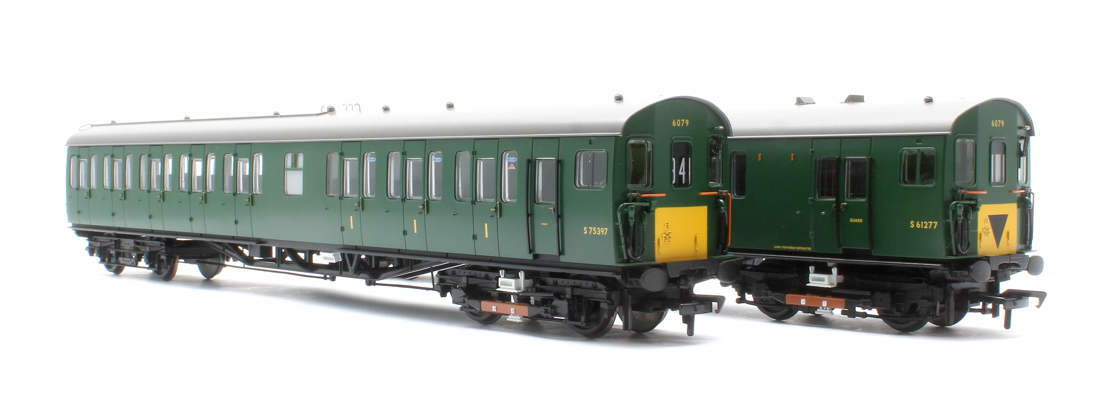 31-393 Class 414 2-HAP 2-Car EMU 6079 BR (SR) Green (Small Yellow Panels) - Image 2