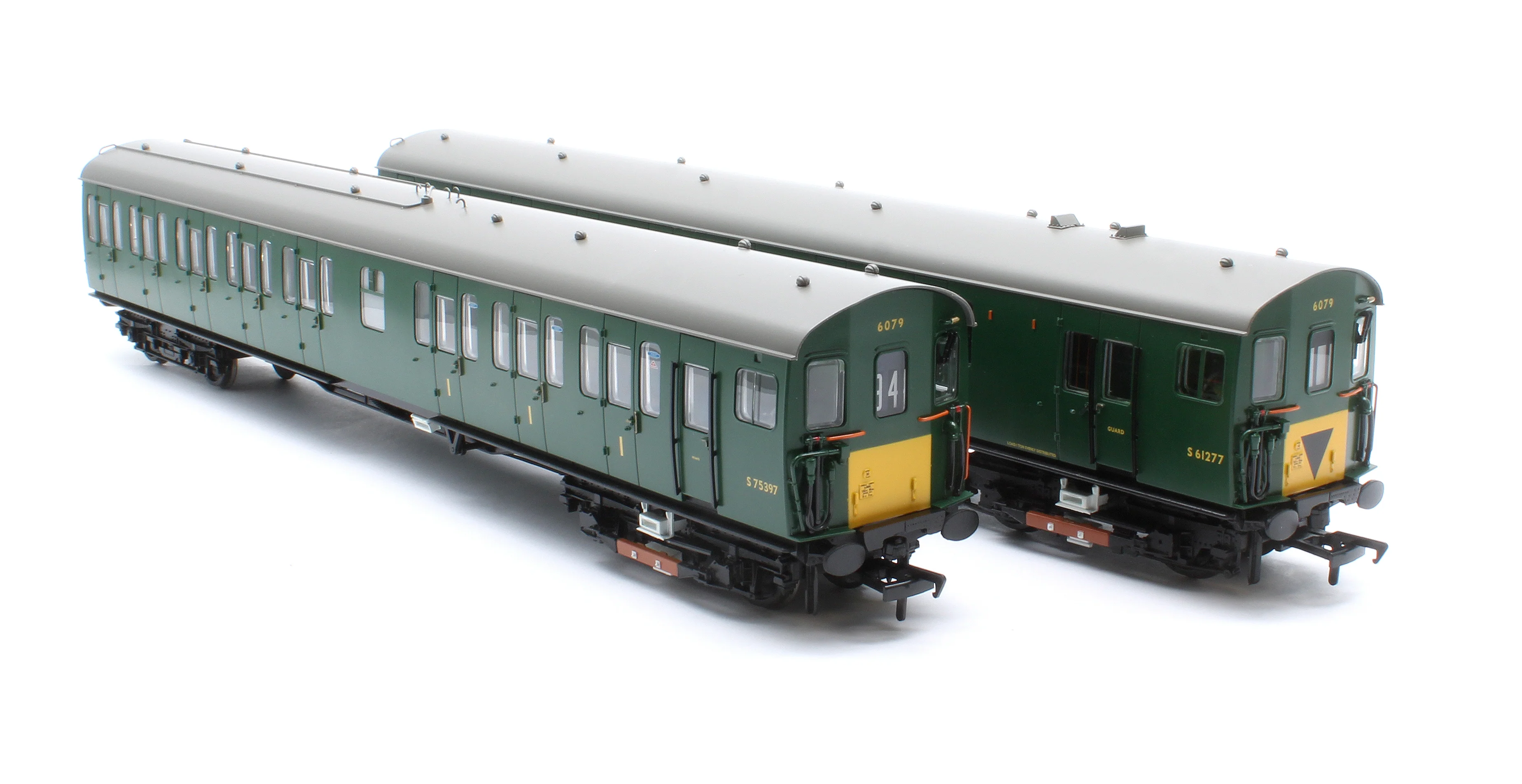 31-393 Class 414 2-HAP 2-Car EMU 6079 BR (SR) Green (Small Yellow Panels) - Image 4