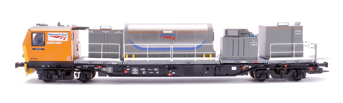 31-579 Windhoff MPV 2-Car Set Network Rail Orange Nos. DR98914 and DR98964 - Image 3