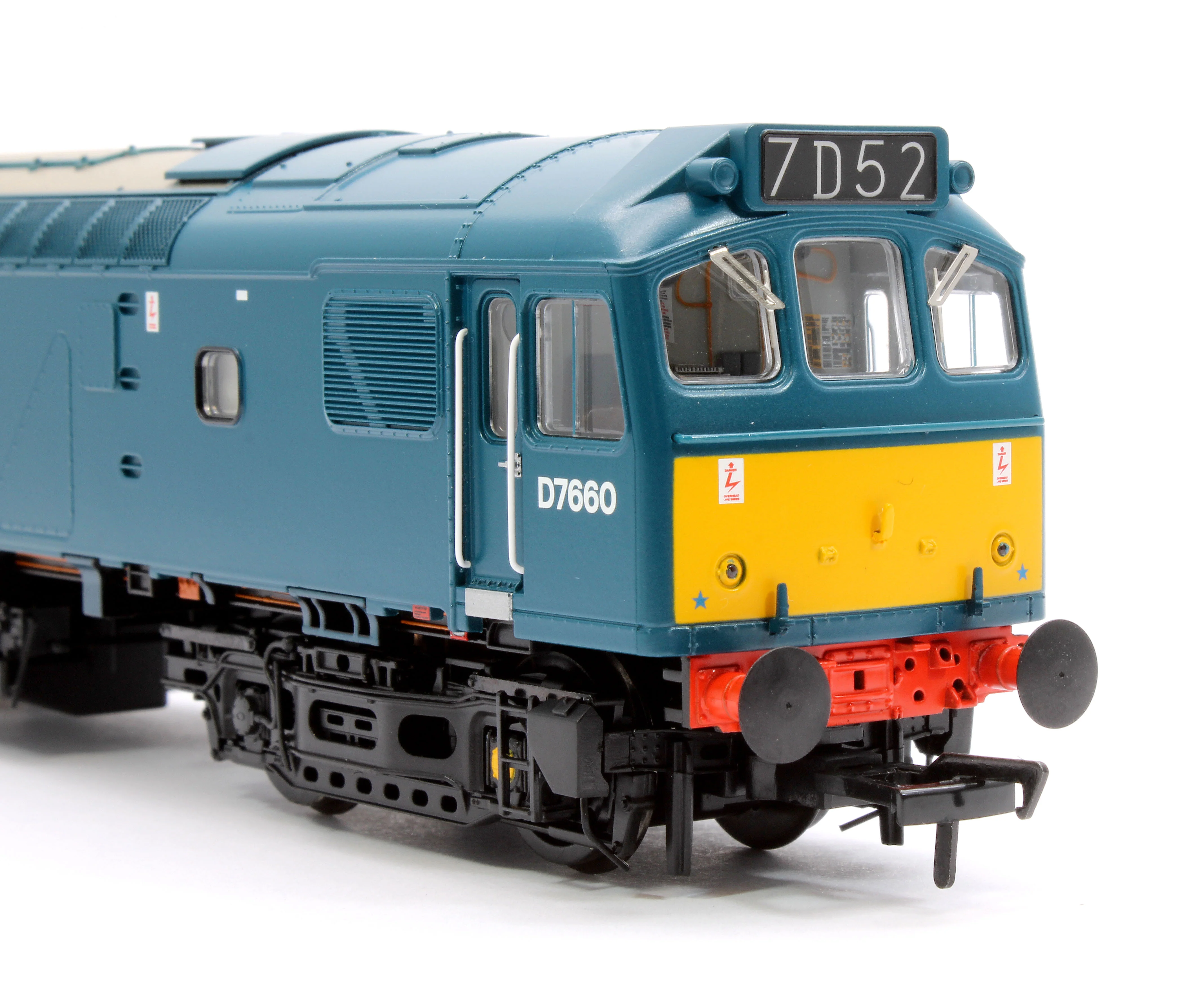 32-333SF Class 25/3 D7660 BR Blue (Small Yellow Panels) Diesel Locomotive - DCC Sound - Image 10