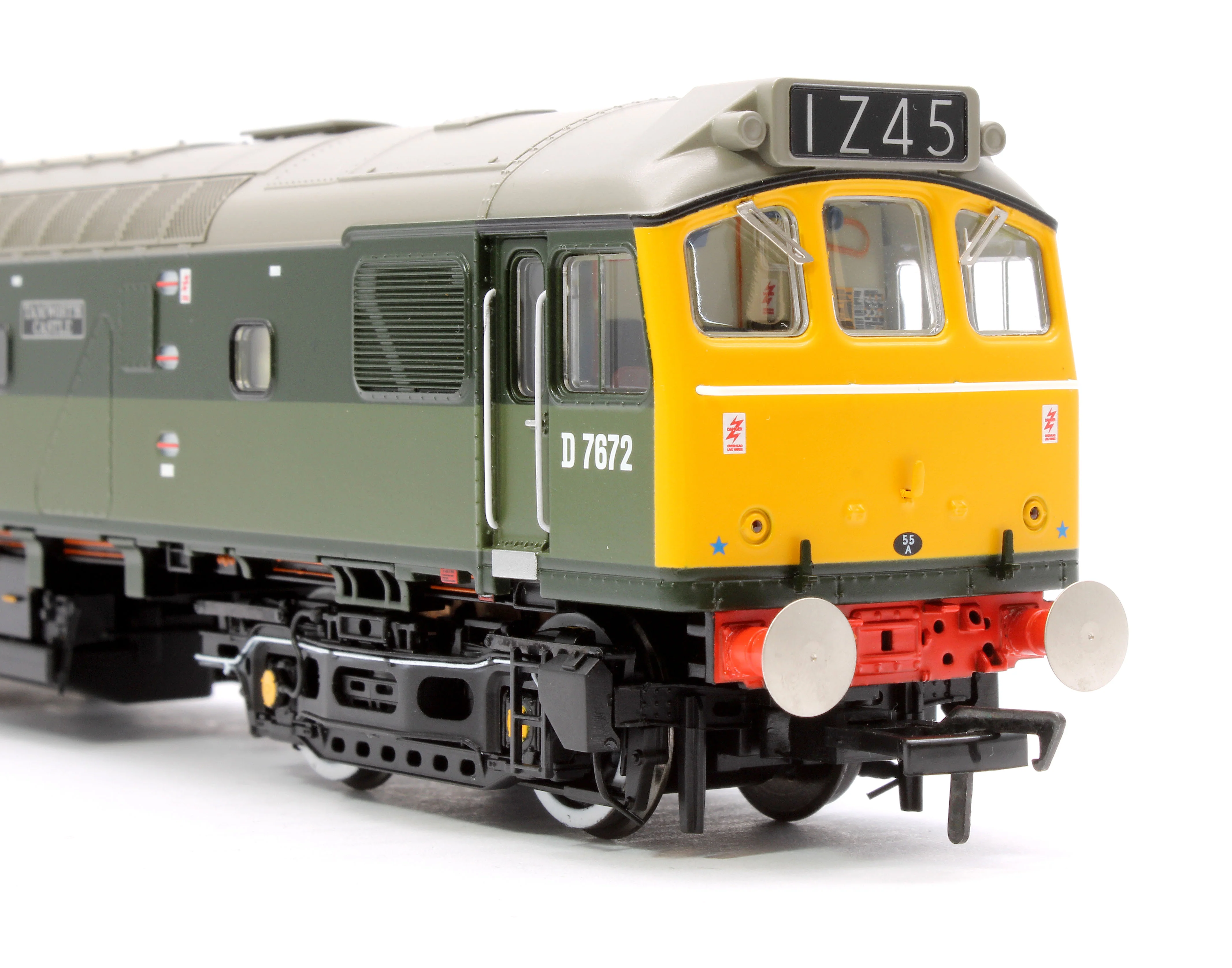 32-334SF Class 25/3 D7672 'Tamworth Castle' BR Two-Tone Green (Full Yellow Ends) - DCC Sound - Image 10
