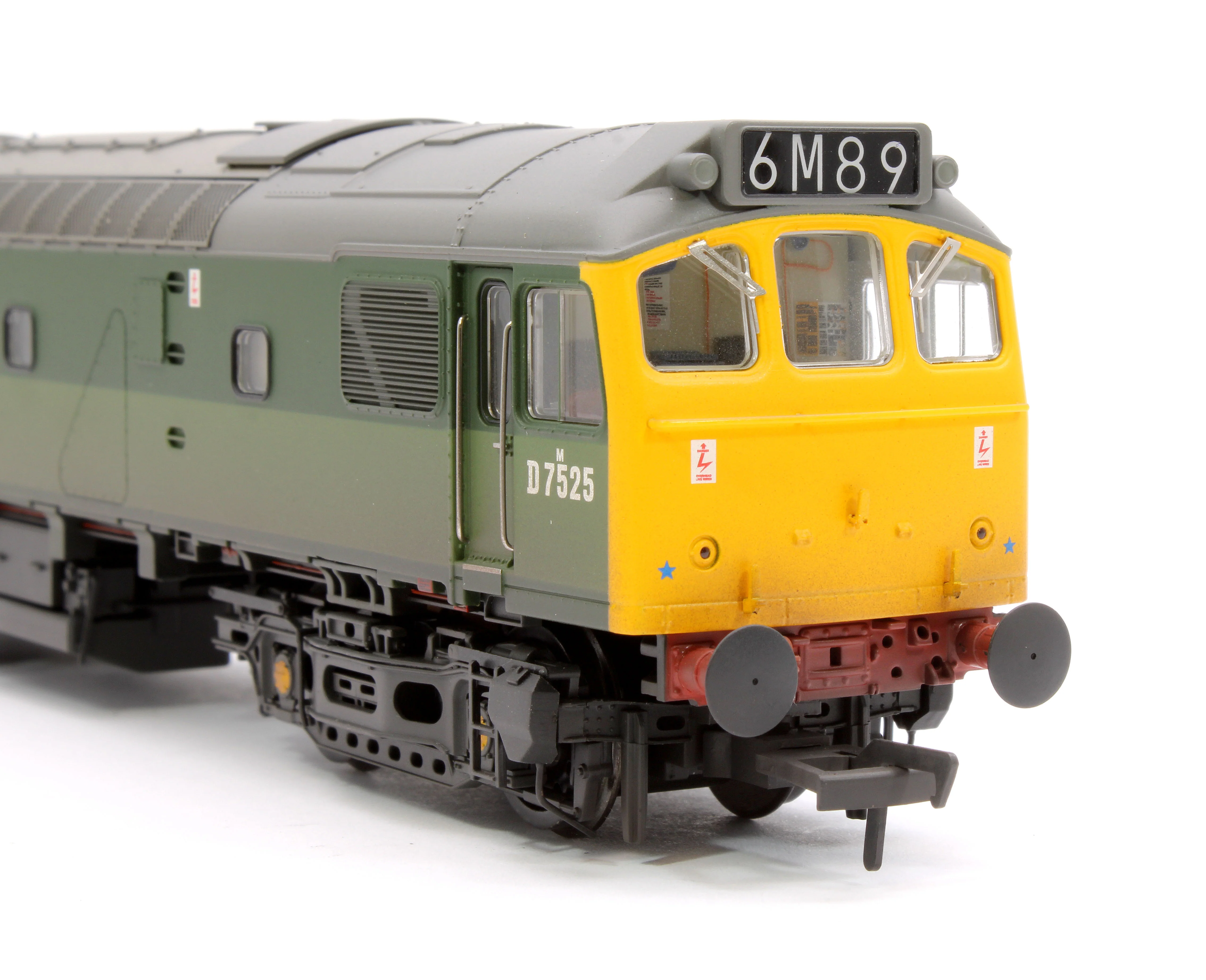 32-342SF Class 25/2 D7525 BR Two-Tone Green (Full Yellow Ends) Diesel Locomotive - DCC Sound & Weathered - Image 10