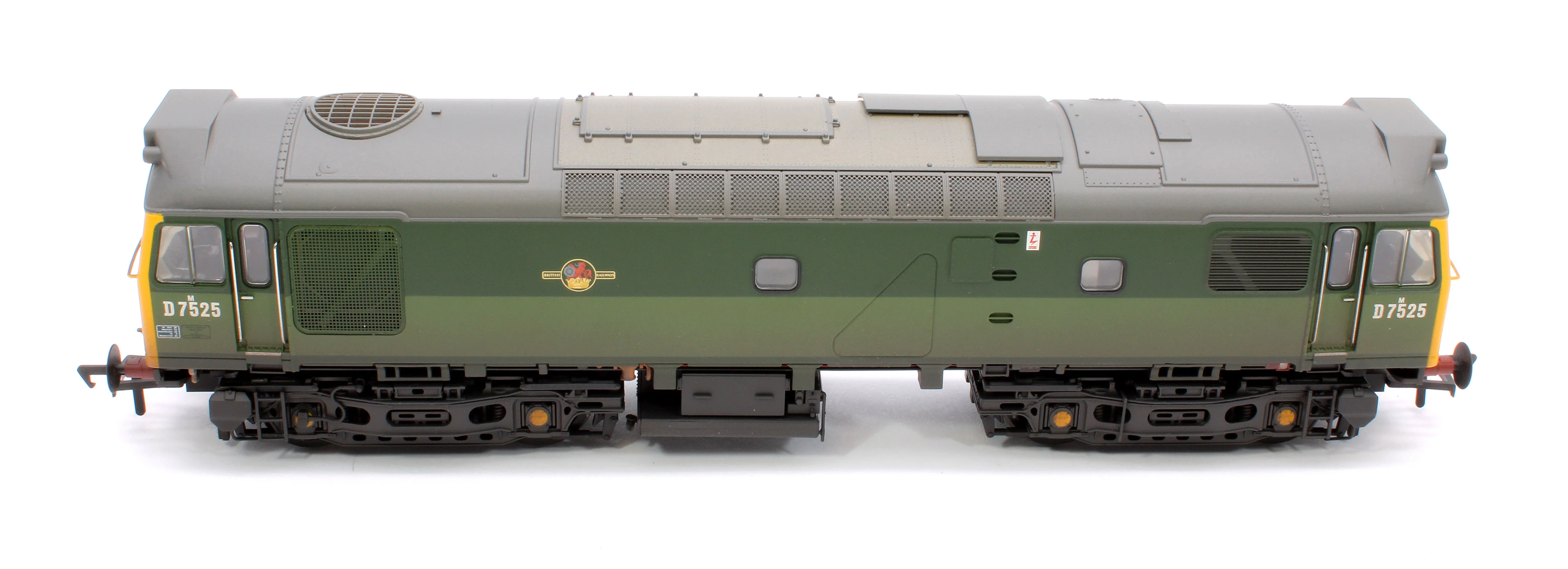 32-342SF Class 25/2 D7525 BR Two-Tone Green (Full Yellow Ends) Diesel Locomotive - DCC Sound & Weathered - Image 11