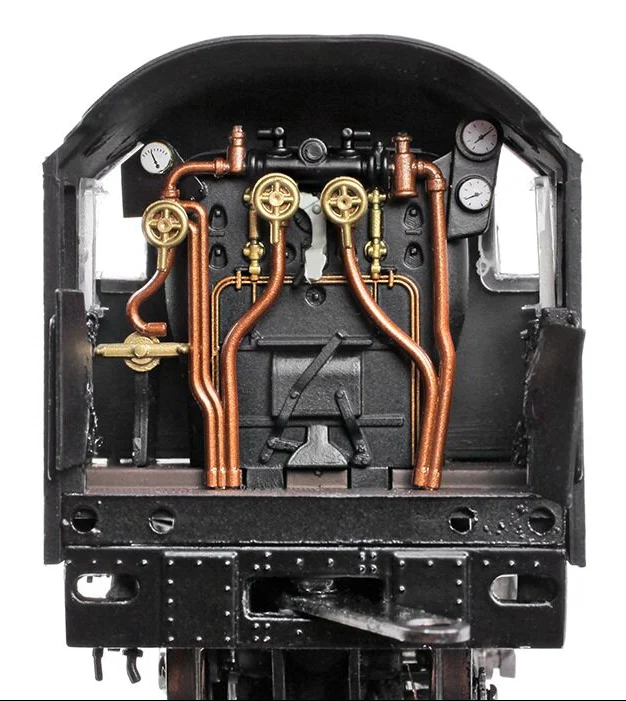 32-831 LMS Ivatt 2MT 46521 BR Lined Green (Early Emblem) Steam Locomotive - Image 8