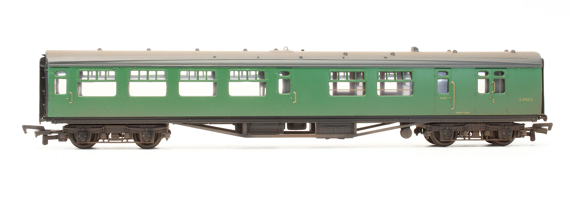 Pre-Owned 34-500A BR Malachite Green 63' Bulleid Corridor / Open Brake 2nd Coach 'S3955S' - Image 3