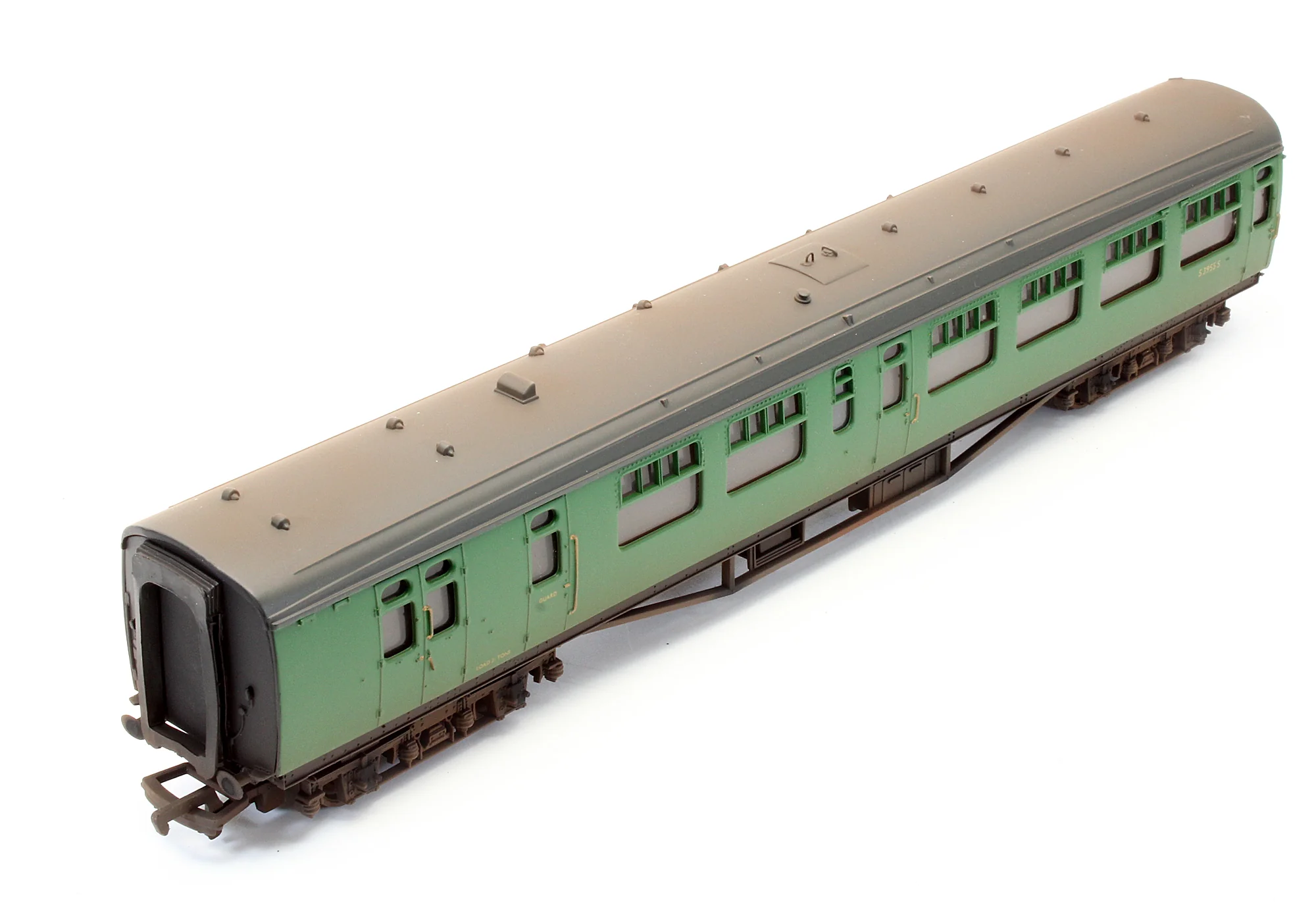 Pre-Owned 34-500A BR Malachite Green 63' Bulleid Corridor / Open Brake 2nd Coach 'S3955S' - Image 4
