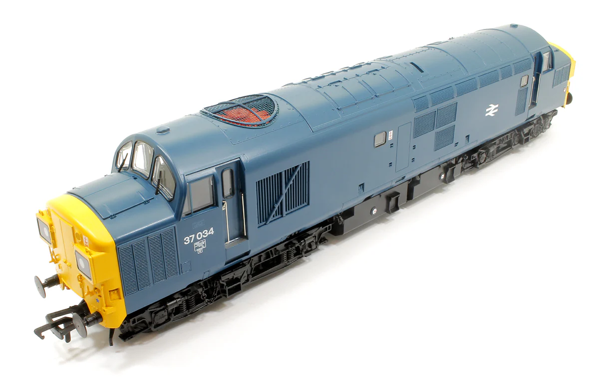 35-301 Class 37/0 Split Headcode 37034 BR Blue Diesel Locomotive - Image 6
