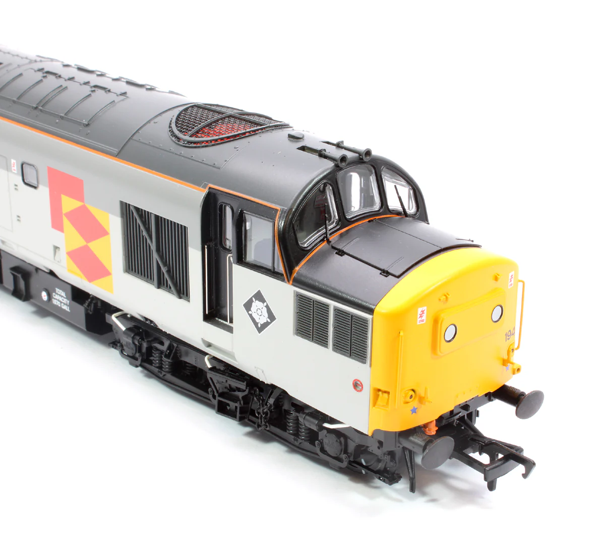Pre-Owned 35-307 Class 37/0 Centre Headcode 37194 'British Int. Freight Assoc.' BR RF Diesel Locomotive - DCC Fitted - Image 10