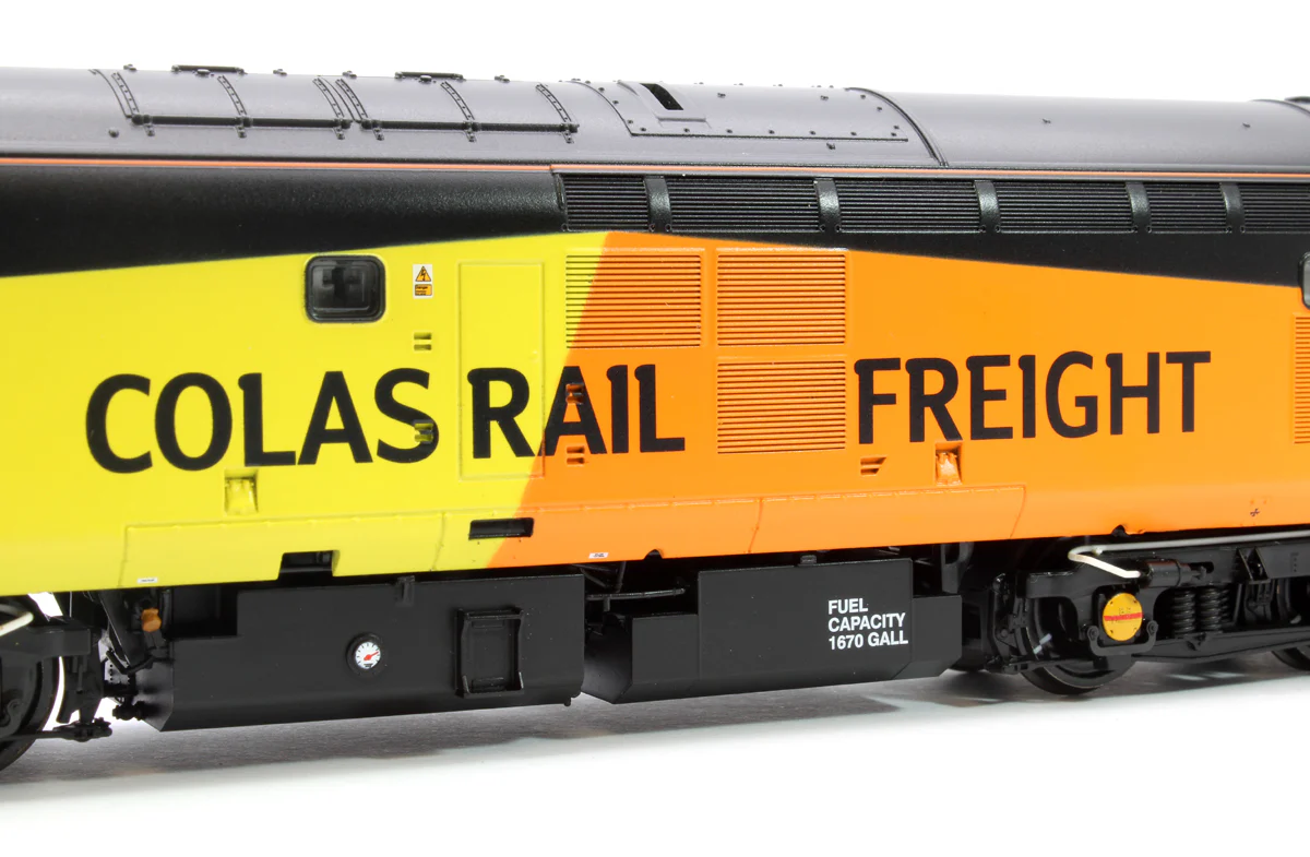 35-310 Class 37/0 Centre Headcode 37175 Colas Rail Diesel Locomotive - Image 10