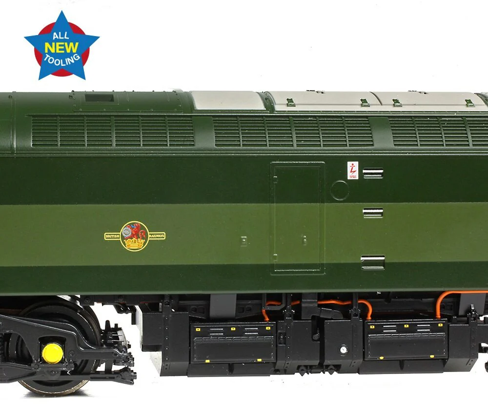 35-410B Class 47/0 D1940 BR Two-Tone Green (Small Yellow Panels) Diesel Locomotive - Image 5