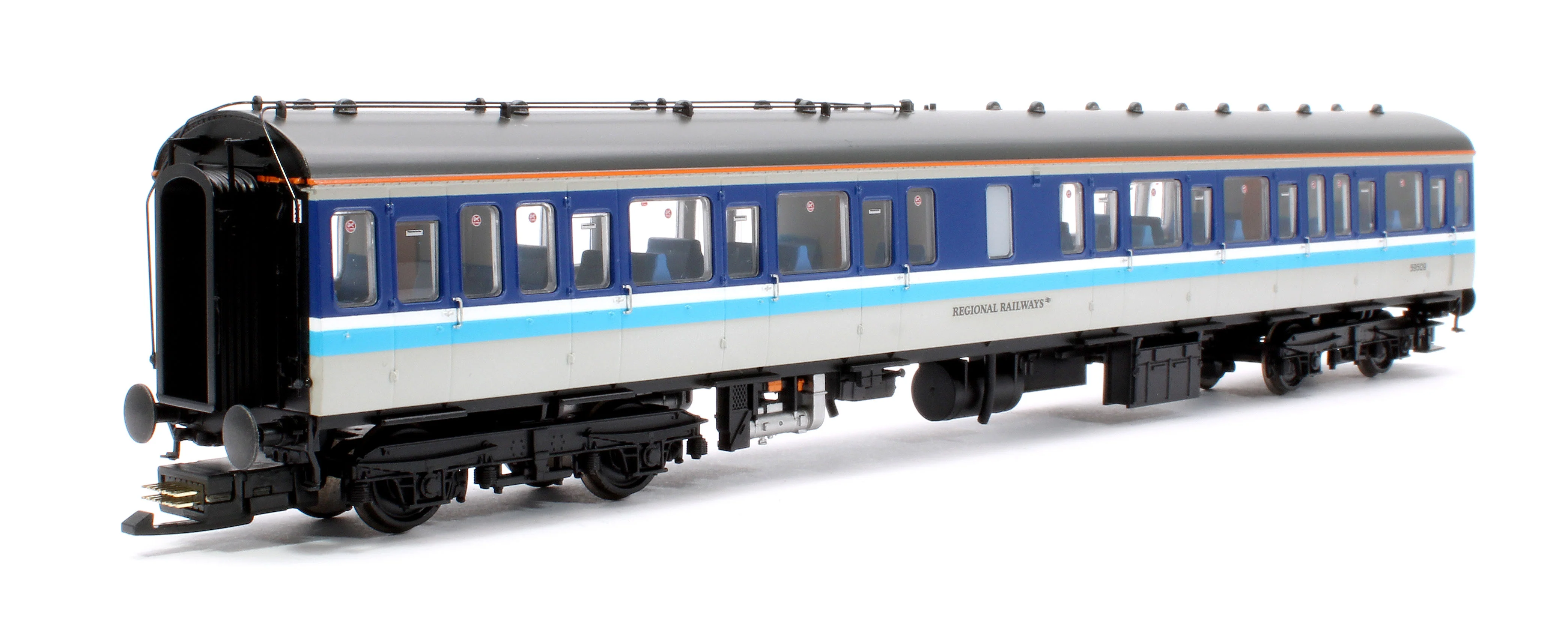 35-505 Class 117 3-Car DMU 117308 BR Regional Railways - Image 6