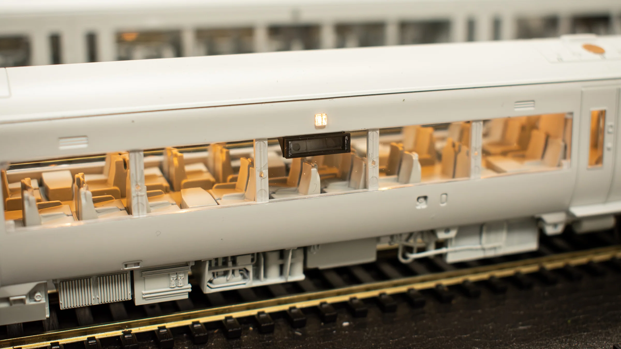 35-602SF Class 170/1 2-Car DMU 170111 Cross Country - DCC Sound - Image 9
