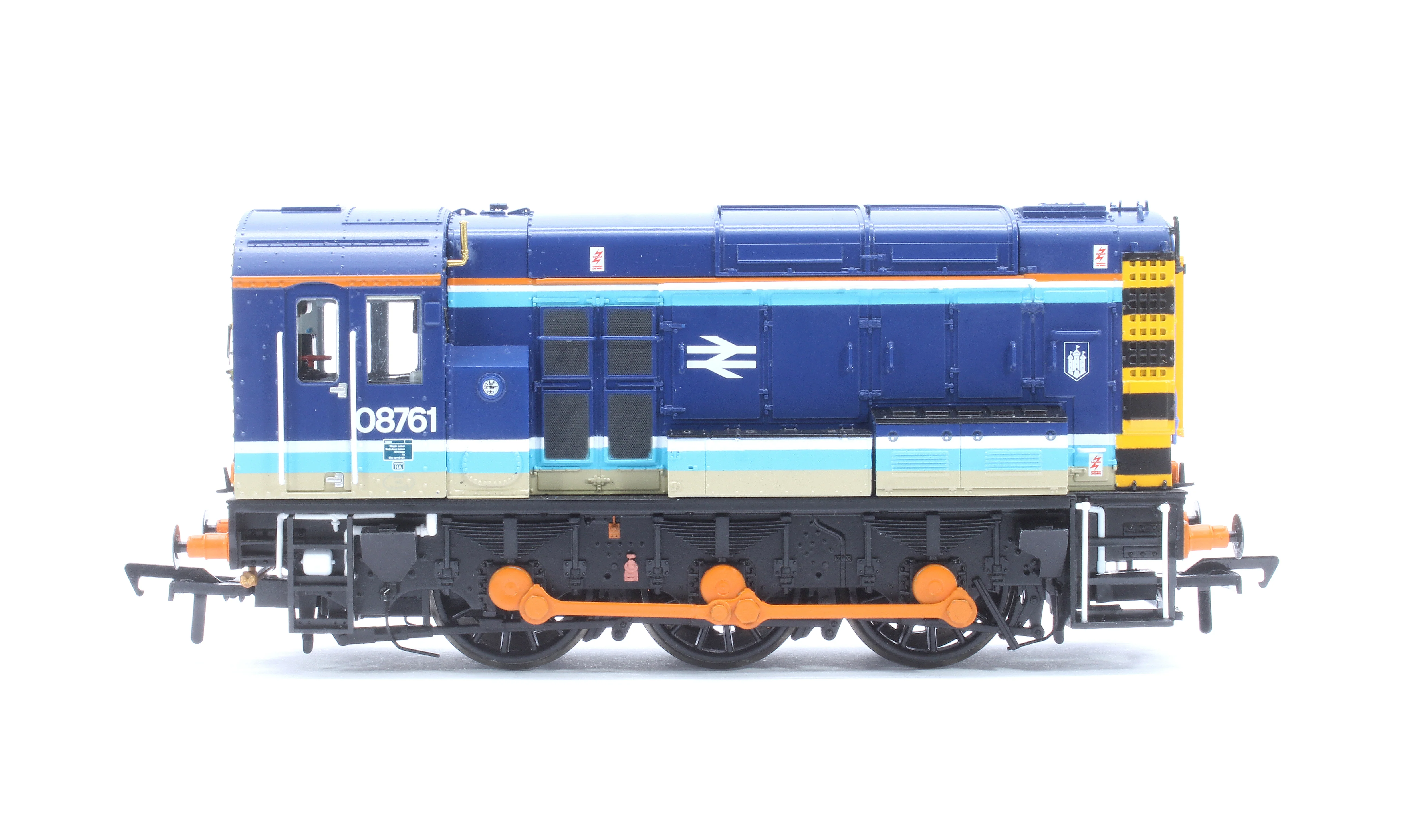 35-910 Class 08 08761 BR Provincial Diesel Locomotive - Image 7