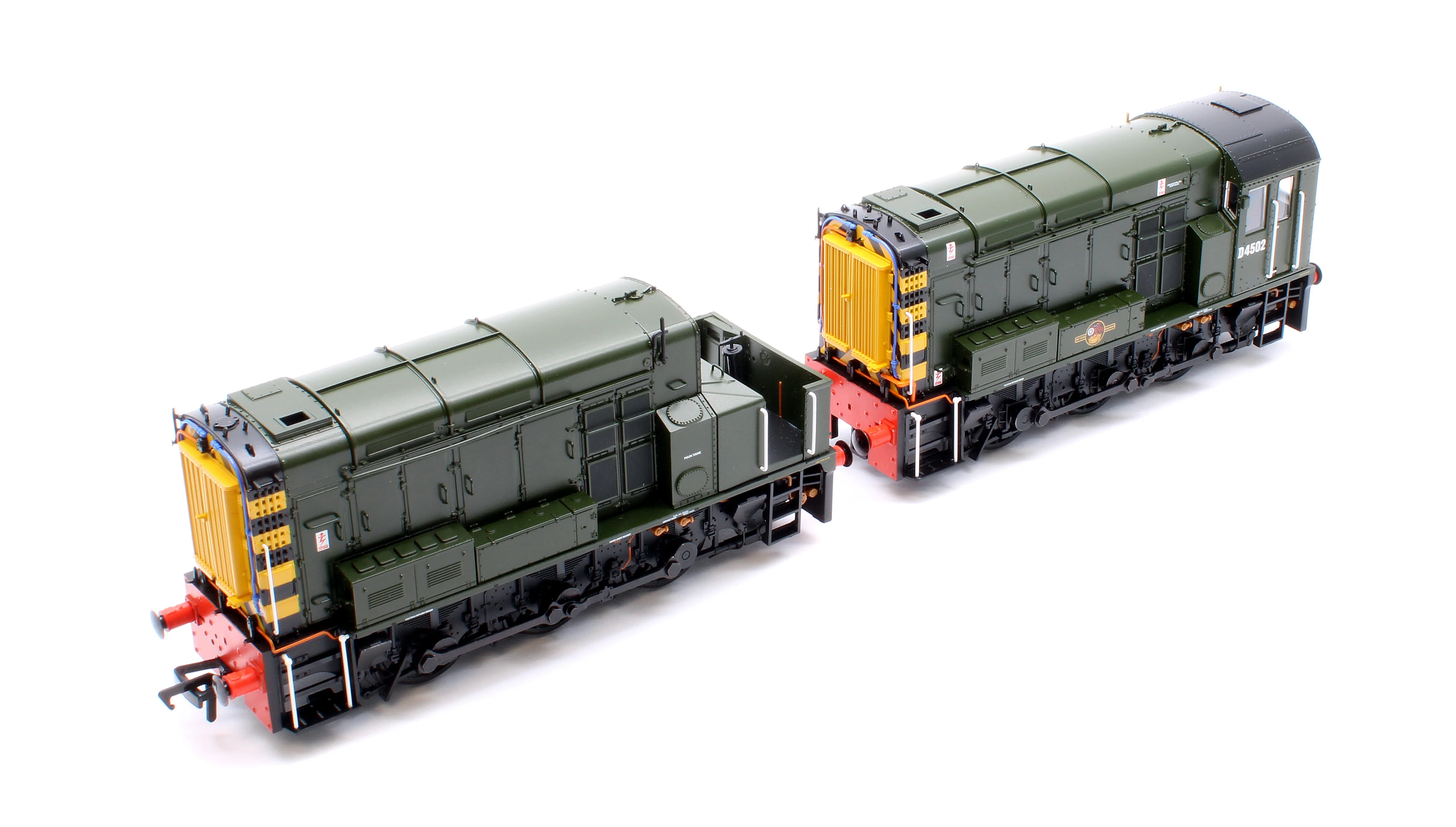 35-945 Class 13 D4502 BR Green (Wasp Stripes) Diesel Locomotive - Image 9