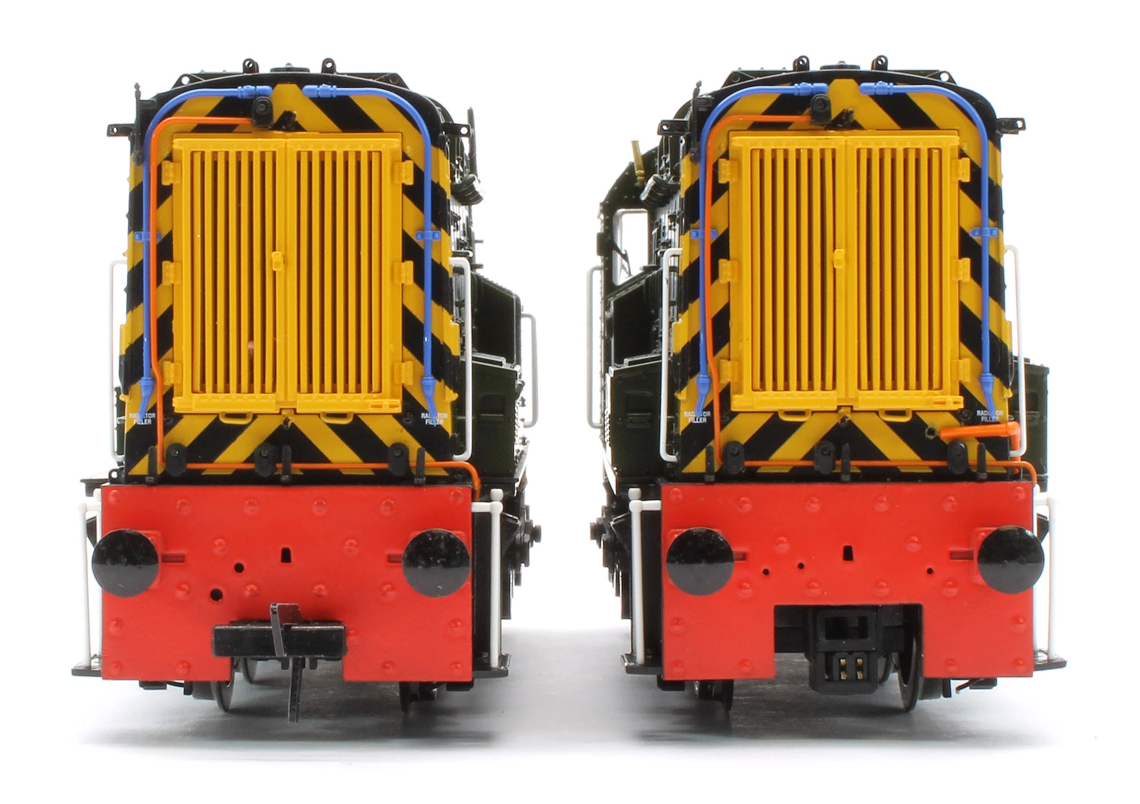 35-945-D4500 Bespoke Class 13 D4500 BR Green (Wasp Stripes) Diesel Locomotive - Renumbered - Image 8