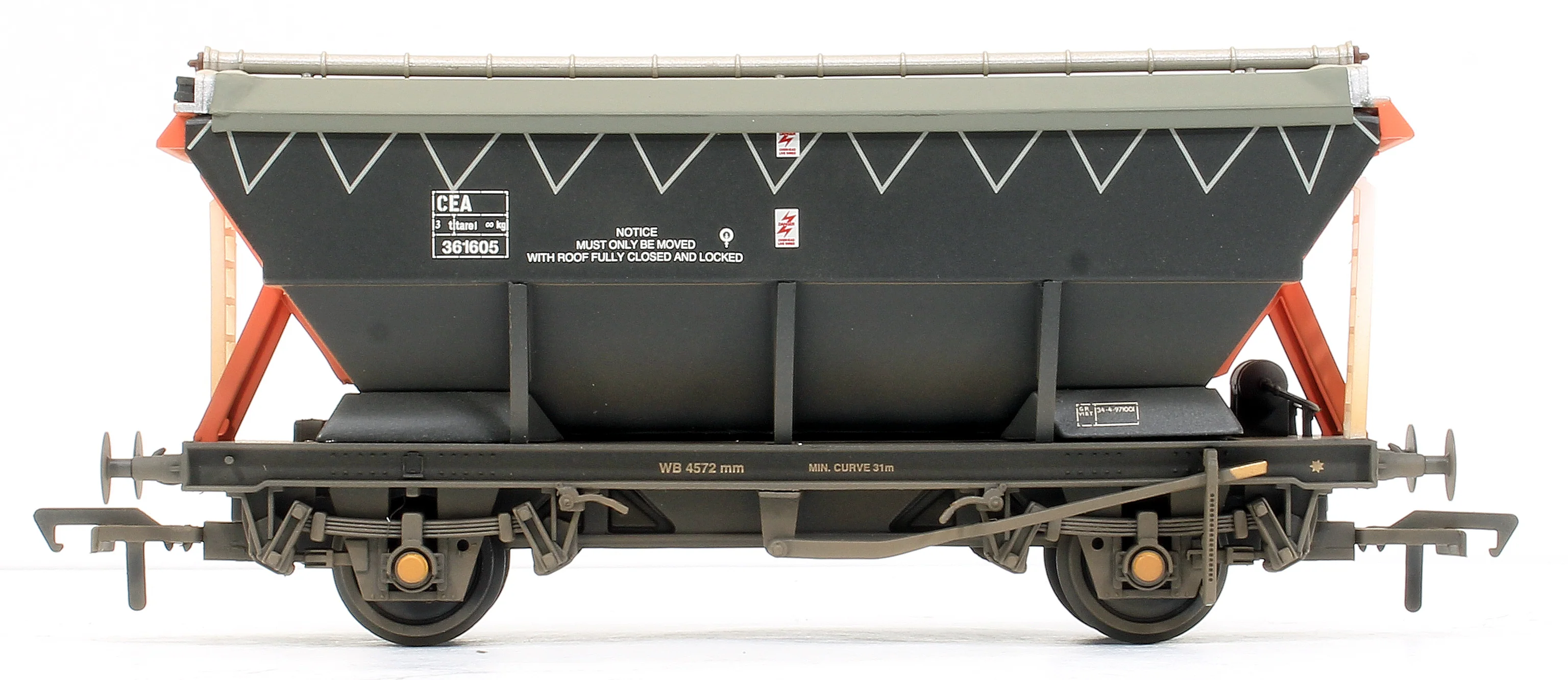 38-021A CEA Covered Hopper Loadhaul 361605 - Weathered - Image 3