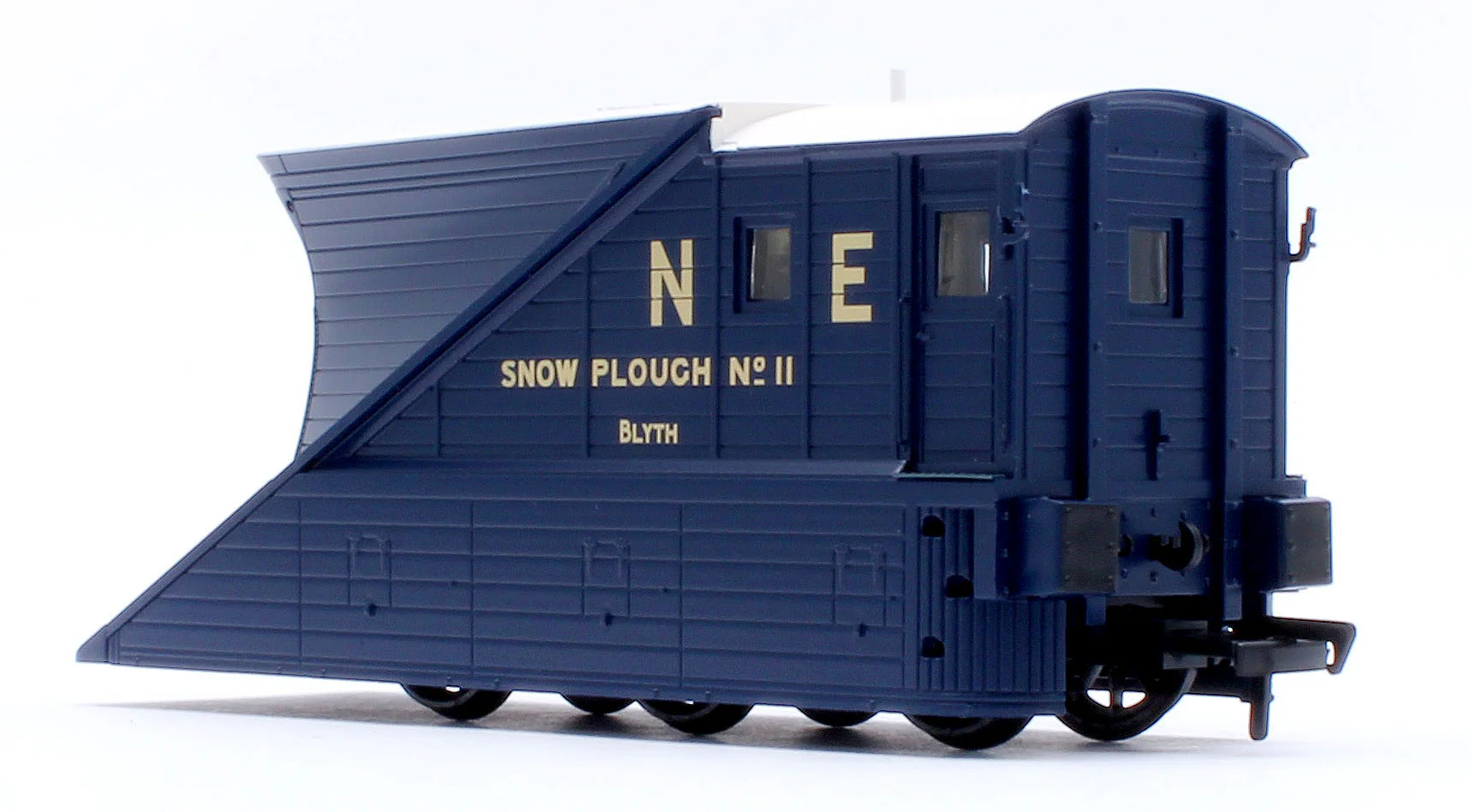 38-641Z Pair of 2 NER Snowploughs 11 & 12 LNER Blue - Image 4