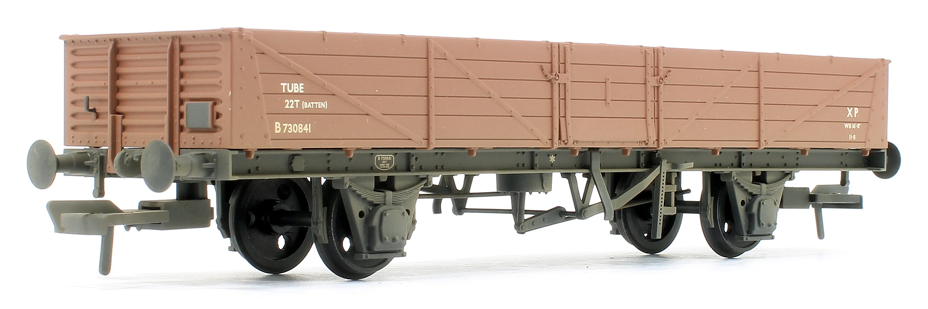 38-752A BR 22T Tube Wagon BR Bauxite (Late) 730841 - Weathered