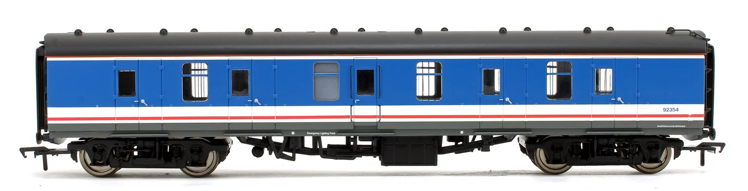 39-188 BR MK1 BG Full Brake Network SouthEast Coach No.92354 - Image 3